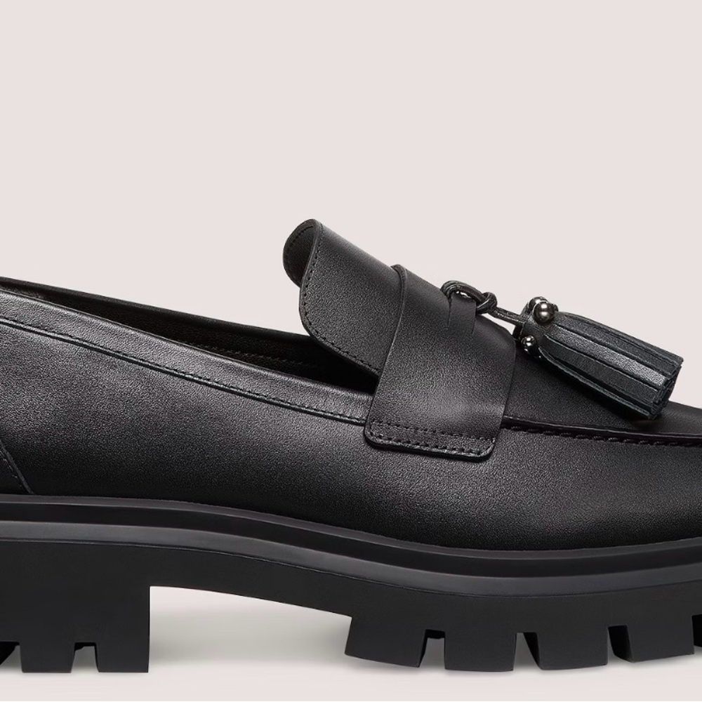 Stuart Weitzman ULTRA LUG TASSEL LOAFER size 9